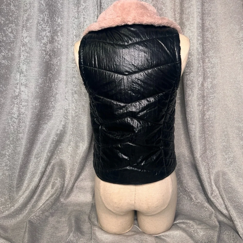 Black Quilted‎ Vest with Pink Collar